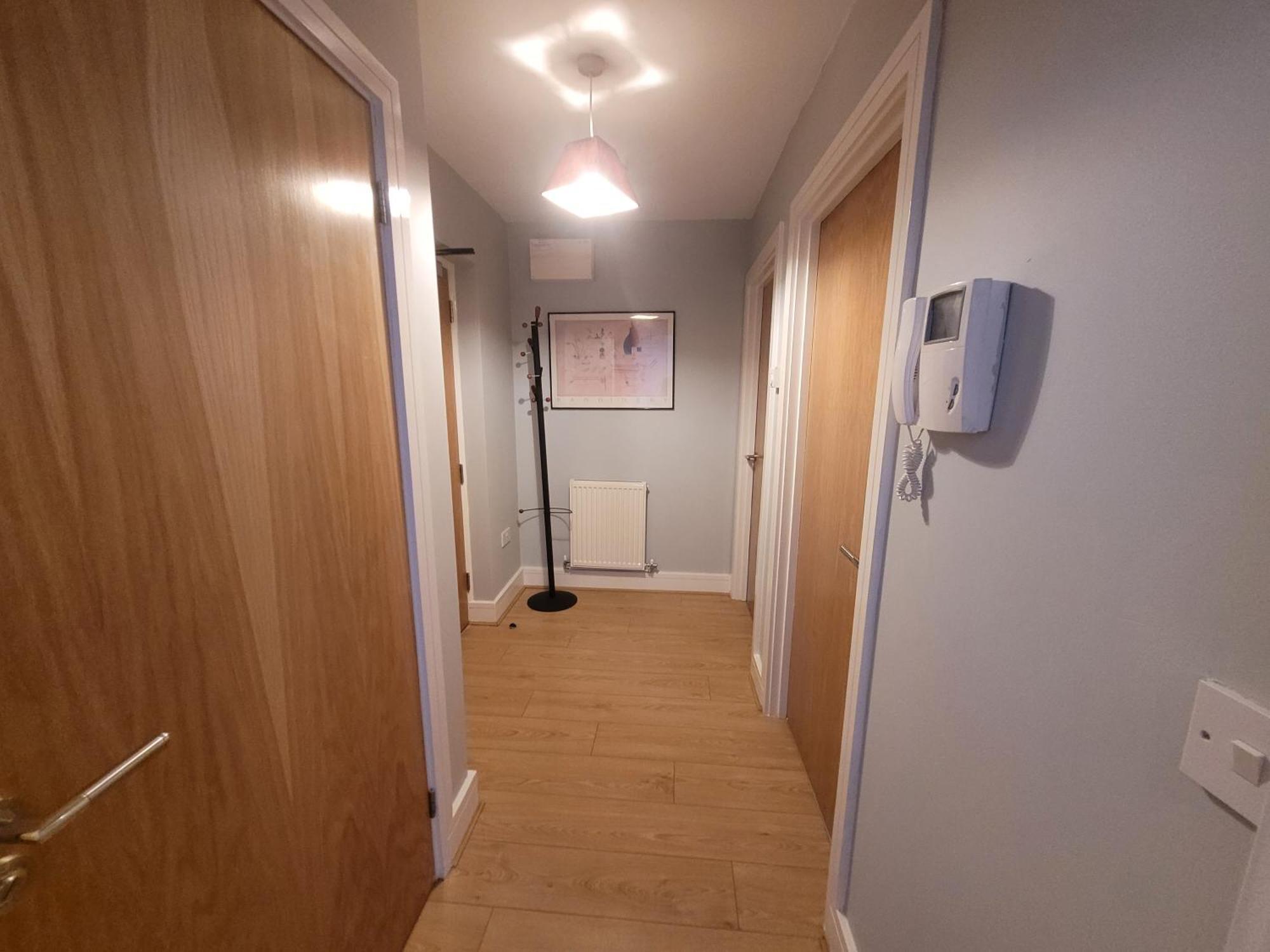 Lesley Court- A Lovely Spacious 2 Bedroom Apartment By Catchpole Stays Chelmsford Buitenkant foto