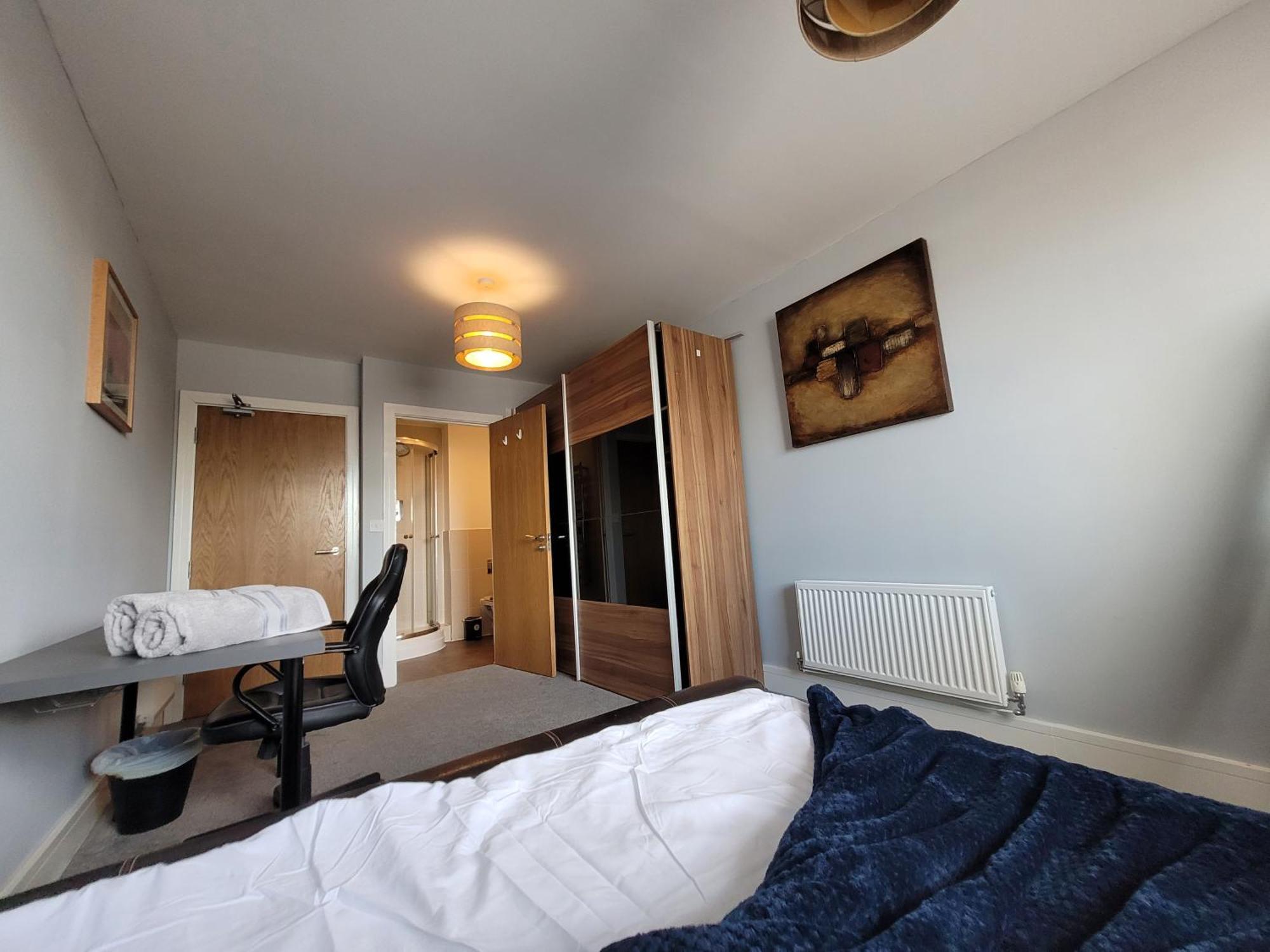 Lesley Court- A Lovely Spacious 2 Bedroom Apartment By Catchpole Stays Chelmsford Buitenkant foto