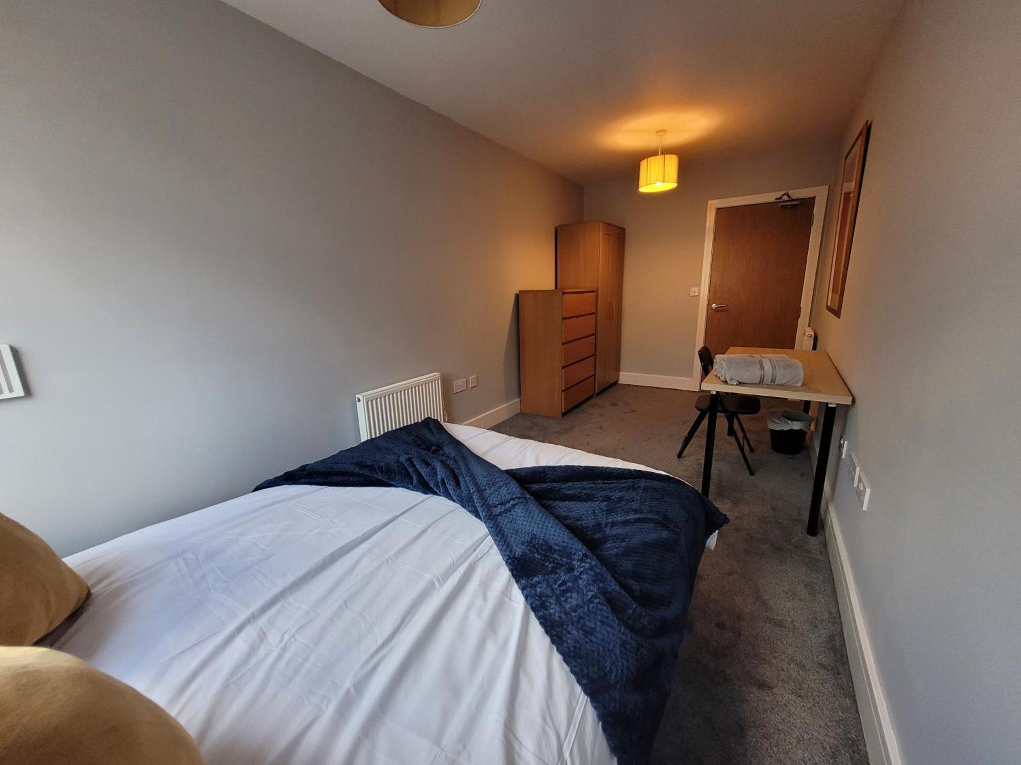Lesley Court- A Lovely Spacious 2 Bedroom Apartment By Catchpole Stays Chelmsford Buitenkant foto